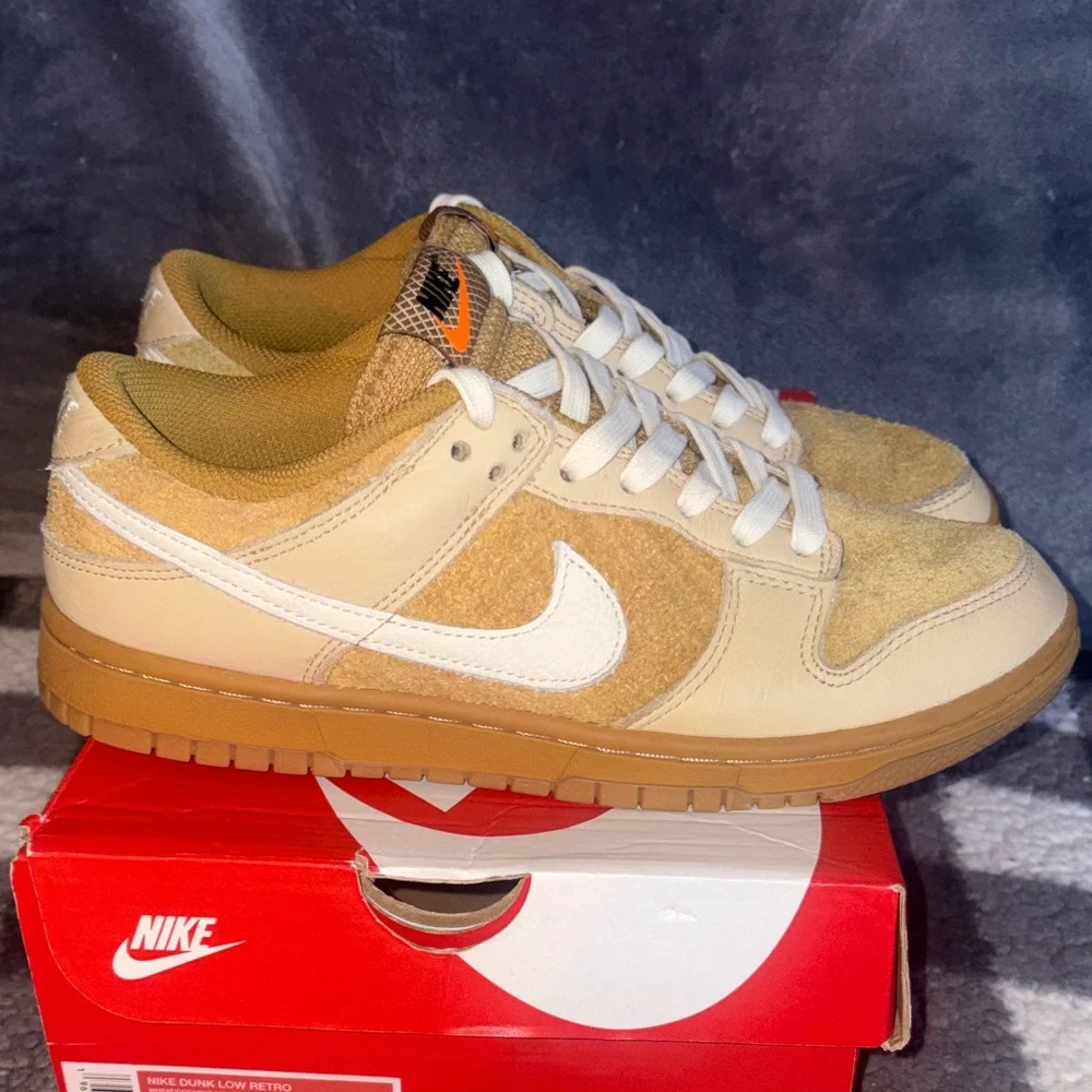 Nike Dunk Low Retro Waffle Wheat Size 8M/9.5W FZ4041-744 - Picture 4 of 11